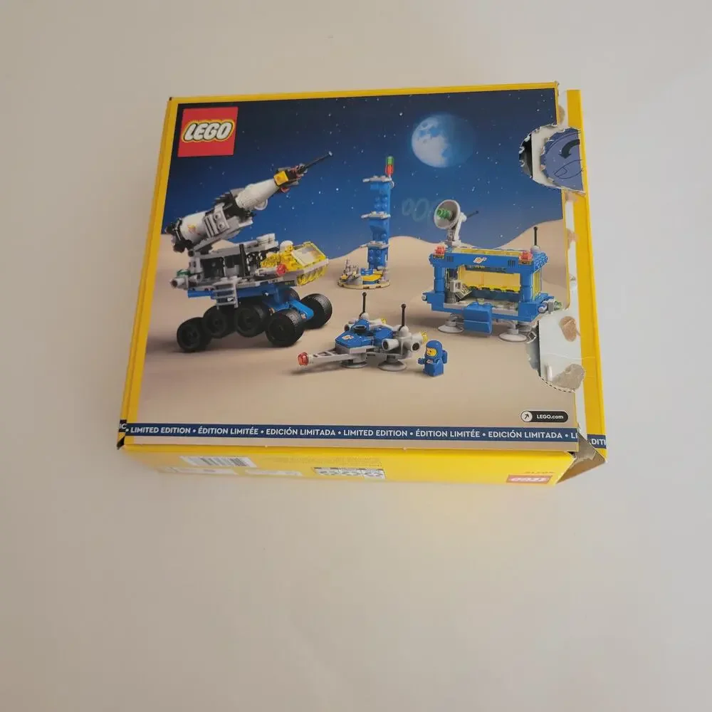 LEGO Micro Rocket Launchpad 40712 Classic Space Limited Edition New in Box